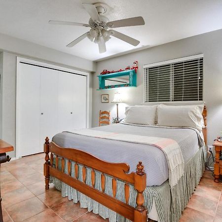 Arlington Home With Patio, Walk To Atandt Stadium! Exteriér fotografie