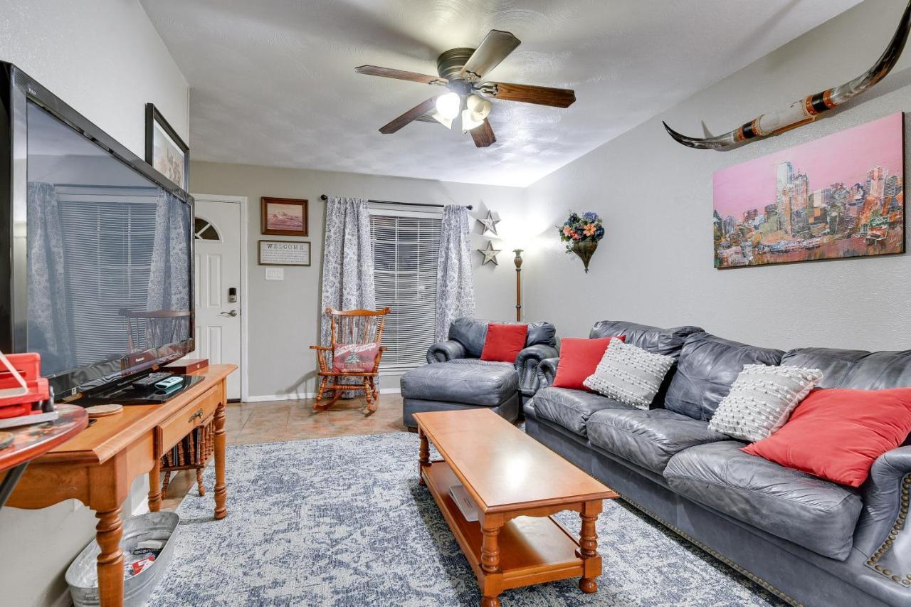 Arlington Home With Patio, Walk To Atandt Stadium! Exteriér fotografie