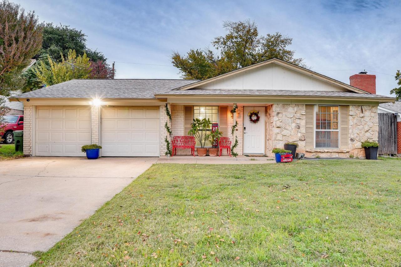 Arlington Home With Patio, Walk To Atandt Stadium! Exteriér fotografie